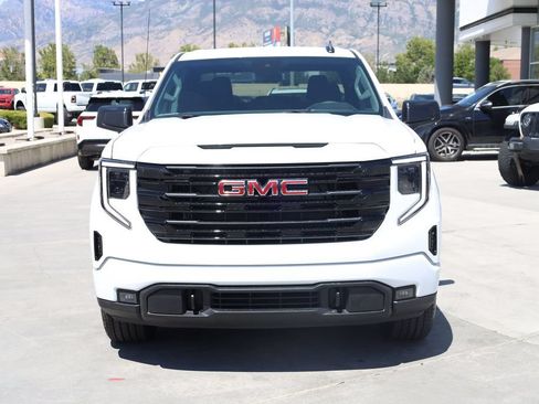 New 2026 GMC Sierra 1500 Elevation w/ Max Trailering Package AWD/4WD image 9
