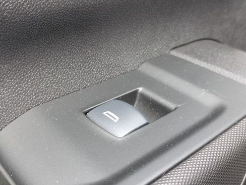 New 2025 Chevrolet Silverado 2500 Custom w/ Custom Value Package image 21