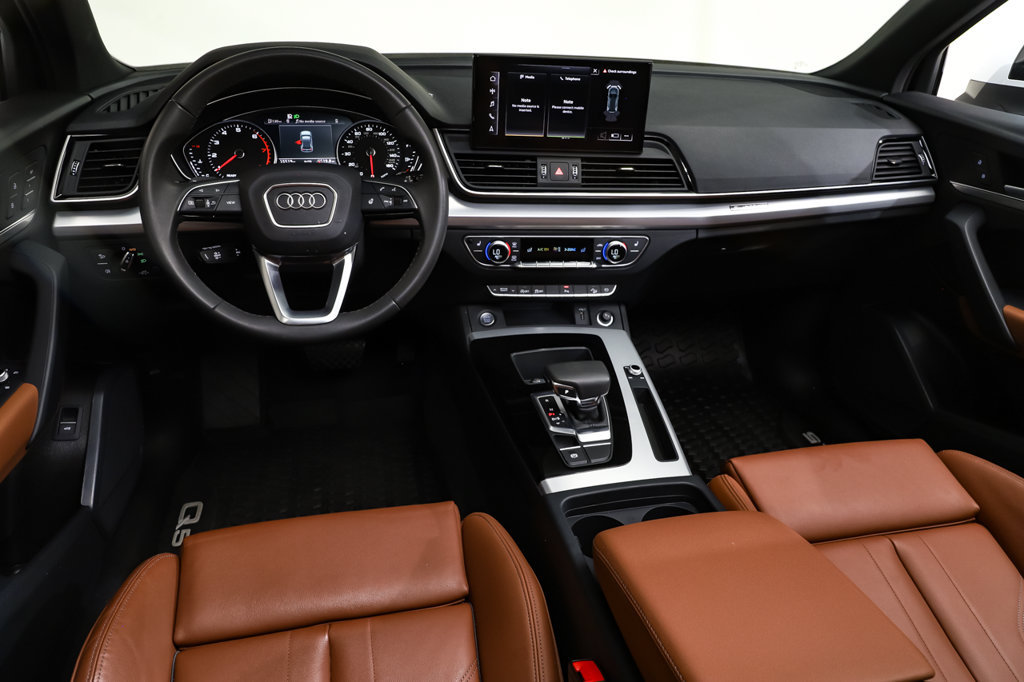 Used 2024 Audi Q5 2.0T Premium w/ Convenience Package AWD/4WD image 6
