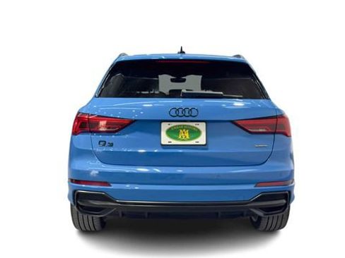 Used 2021 Audi Q3 2.0T Premium w/ Convenience Package AWD/4WD image 3