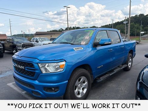 Used 2022 RAM 1500 Big Horn AWD/4WD image 3