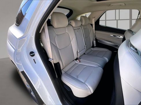 New 2026 Genesis GV70 2.5T Select AWD/4WD image 9