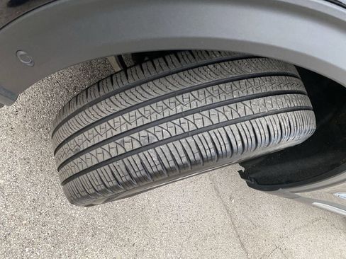 Used 2021 Ford Explorer Platinum w/ Equipment Group 601A image 53