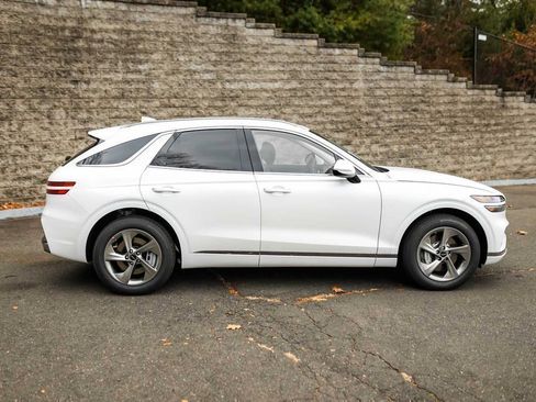 New 2026 Genesis GV70 2.5T image 2