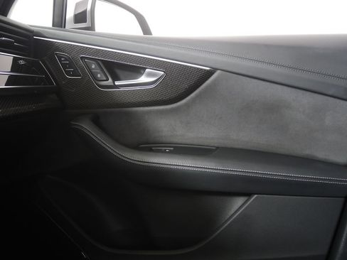 Used 2023 Audi SQ7 Prestige AWD/4WD image 26