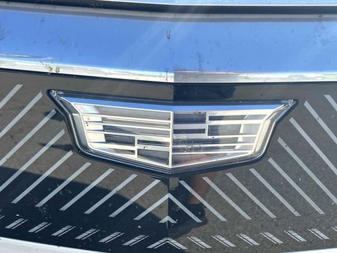 New 2025 Cadillac Optiq Luxury 1 image 30