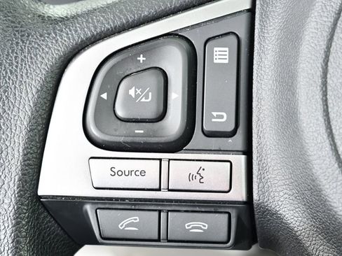 Used 2017 Subaru Forester 2.5i Premium w/ All-Weather Package AWD/4WD image 31