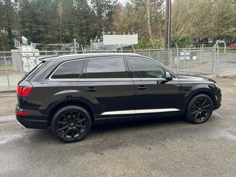 Used 2018 Audi Q7 3.0T Premium Plus w/ Premium Plus Package image 4