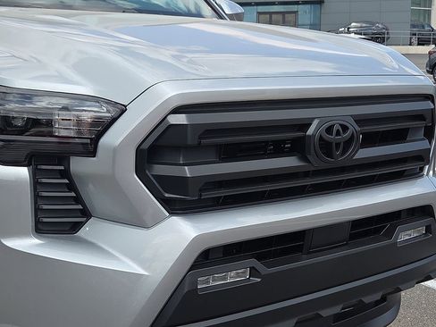 New 2026 Toyota Tacoma SR5 AWD/4WD image 7