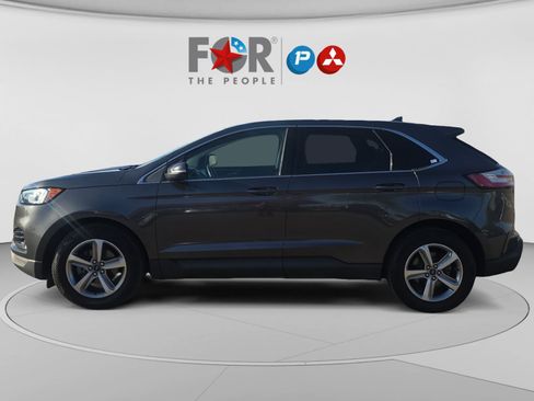 Used 2019 Ford Edge SEL w/ Equipment Group 201A FWD image 2