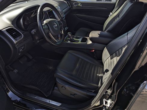 Used 2021 Jeep Grand Cherokee Limited X image 9