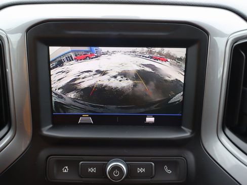 Used 2020 Chevrolet Silverado 1500 Custom Trail Boss w/ Custom Convenience Package image 10