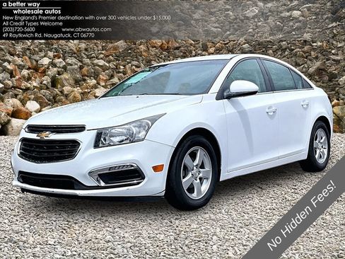 Used 2015 Chevrolet Cruze LT FWD image 1