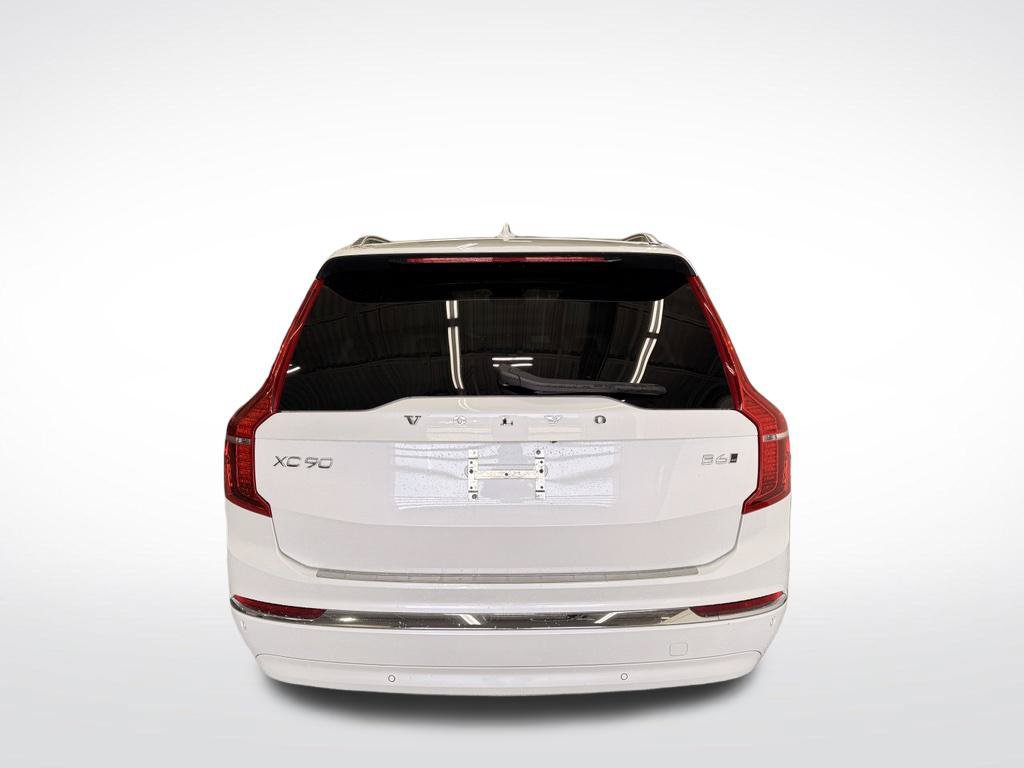 Used 2023 Volvo XC90 B6 Plus w/ Protection Package Premier AWD/4WD image 4