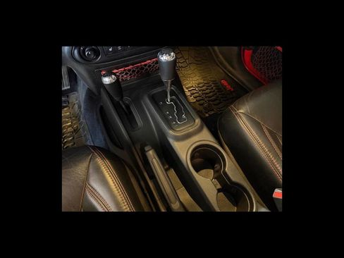 Used 2017 Jeep Wrangler Unlimited Rubicon AWD/4WD image 24