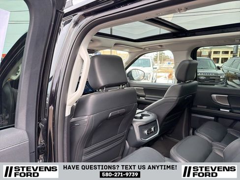 Used 2025 Ford Expedition Max Platinum image 36