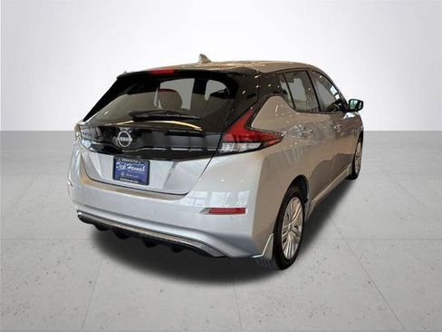Certified 2025 Nissan Leaf S FWD image 8