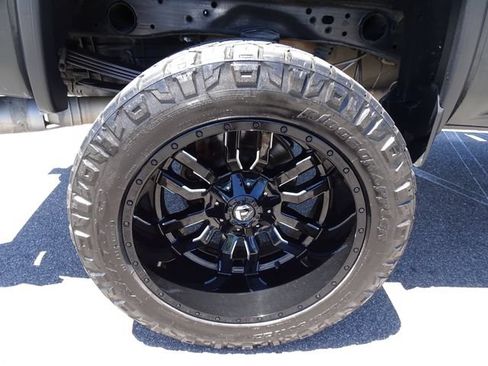 Used 2019 GMC Sierra 2500 Denali w/ Duramax Plus Package AWD/4WD image 39