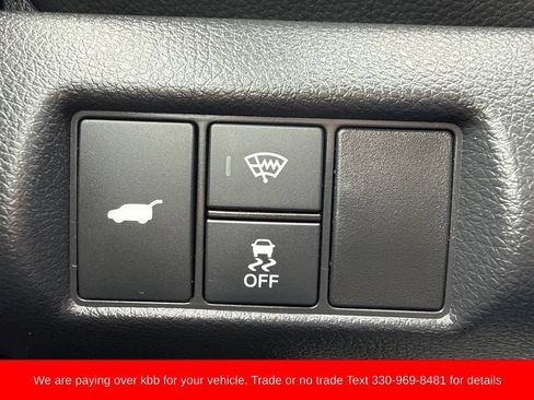 Used 2025 Honda Pilot Black Edition image 20