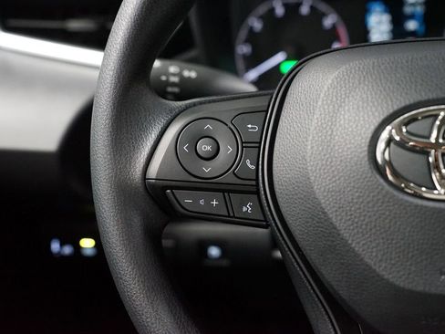 Used 2025 Toyota Corolla LE w/ LE Premium Package image 14