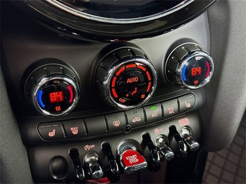 Used 2024 MINI Cooper S image 18