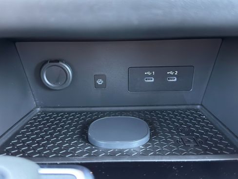 Used 2026 Nissan Pathfinder Platinum FWD image 31