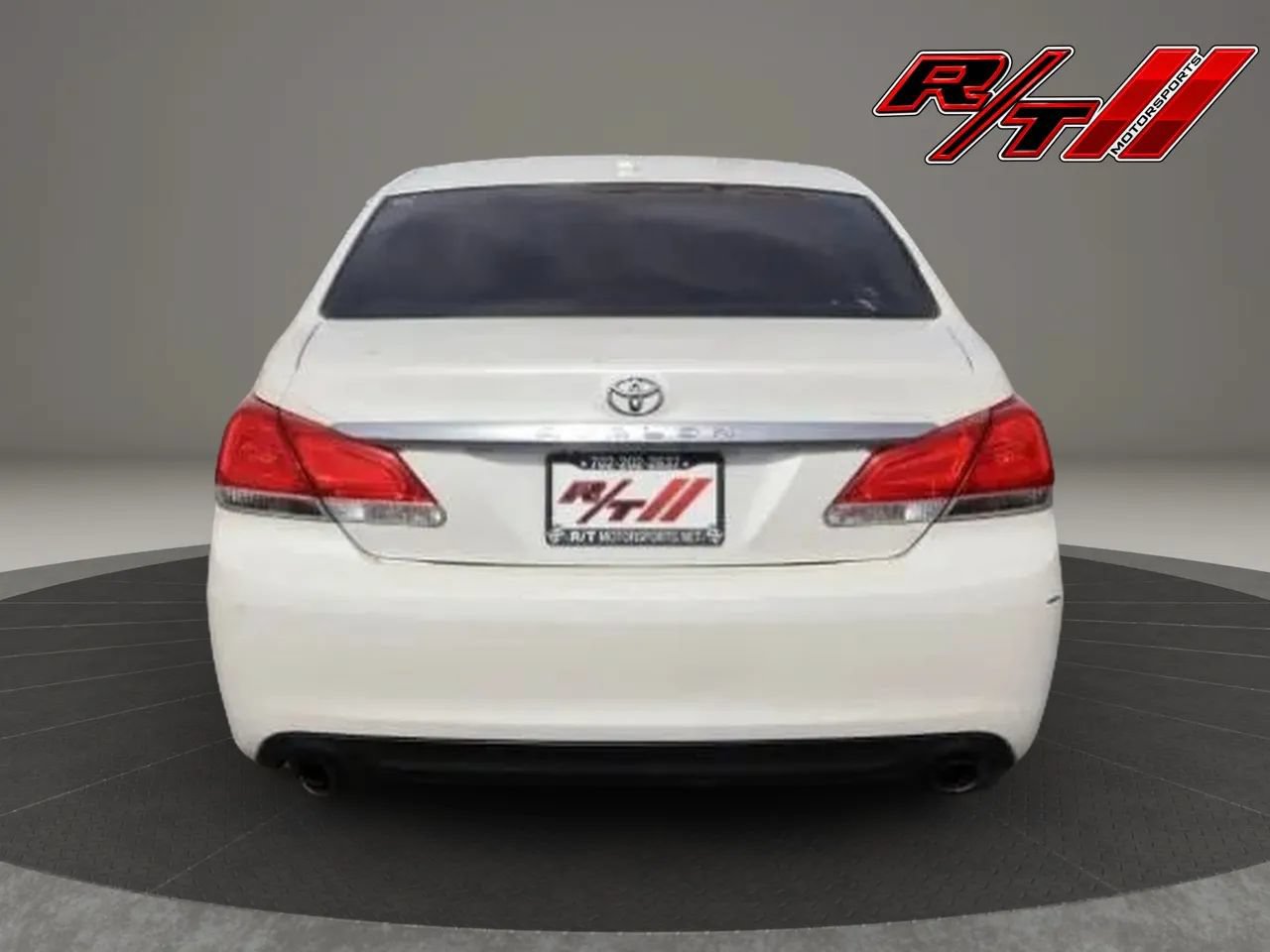 Used 2011 Toyota Avalon Limited FWD image 6