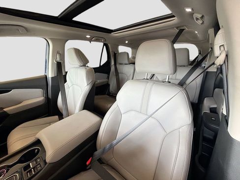 Used 2025 Honda Pilot Touring image 21