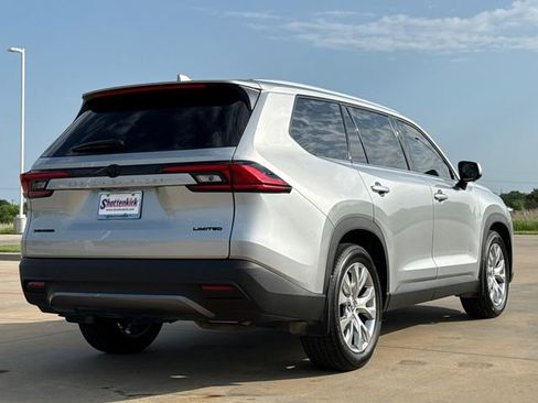 Used 2024 Toyota Grand Highlander AWD Hybrid image 6