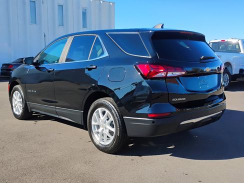 Used 2023 Chevrolet Equinox LT image 6