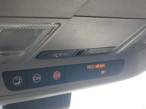 Used 2019 Chevrolet Equinox LT FWD image 29