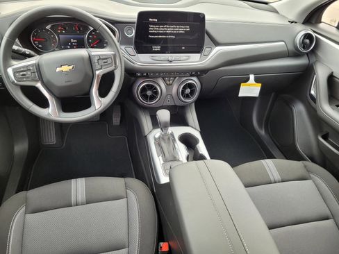 New 2026 Chevrolet Blazer LT image 10