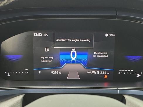 Certified 2024 Volkswagen Taos SE image 18