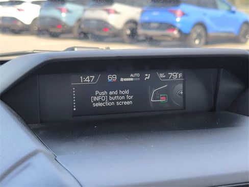 Used 2022 Subaru Crosstrek 2.5i Limited w/ Moonroof Package 2 image 18