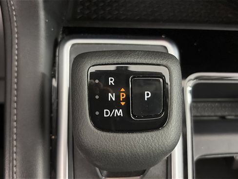 Certified 2025 Nissan Pathfinder SV AWD/4WD image 30