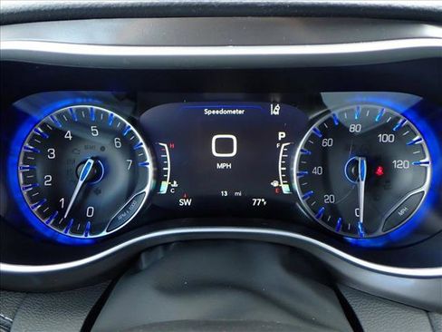 New 2026 Chrysler Pacifica Select image 25