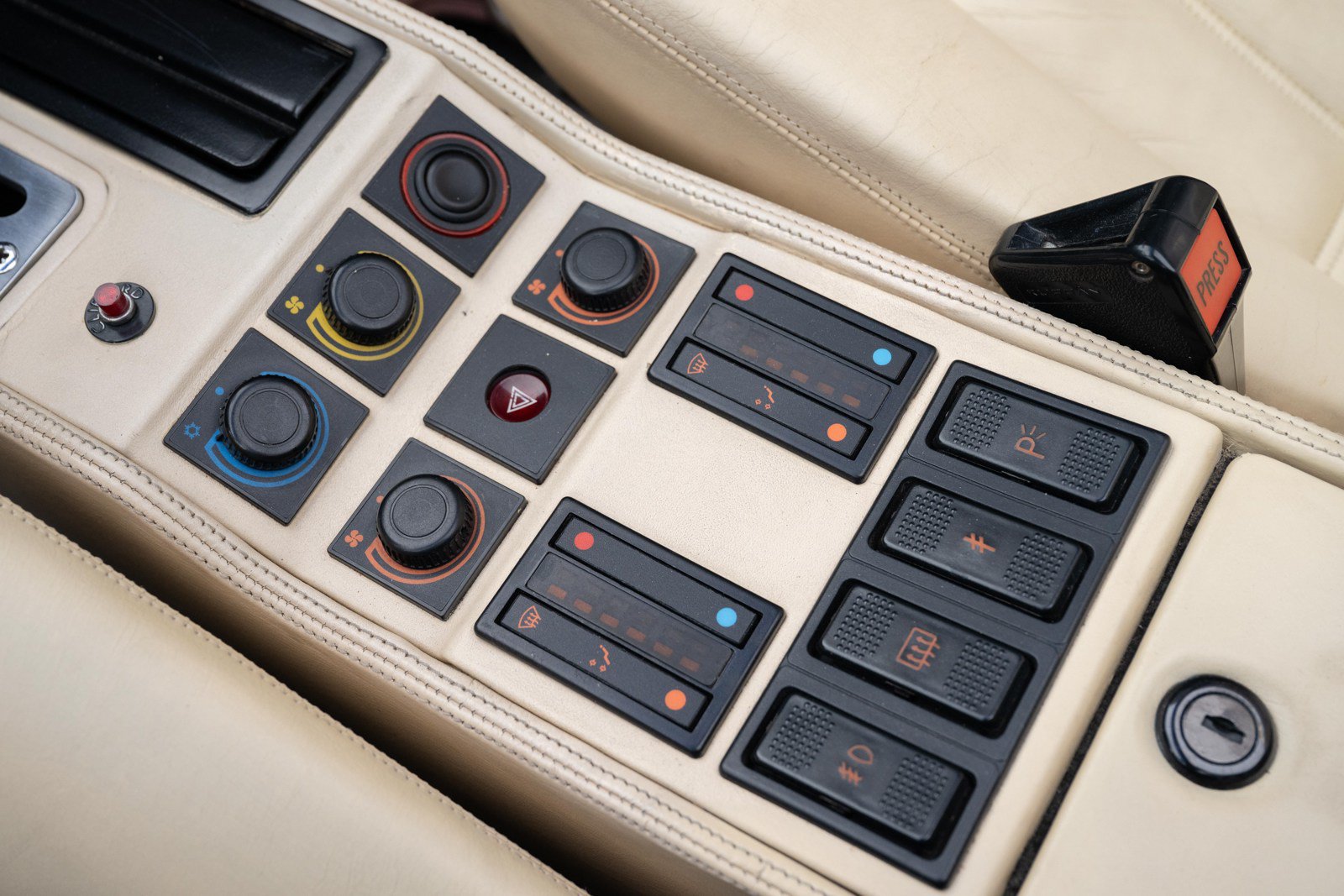 Used 1988 Ferrari 328 GTS RWD image 61