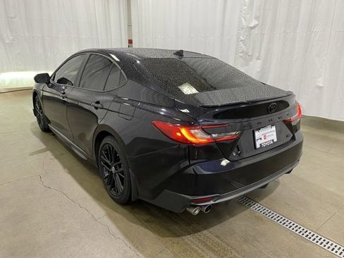 Certified 2025 Toyota Camry SE image 5