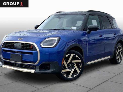 Used 2025 MINI Cooper Countryman S w/ Comfort Package Max image 1