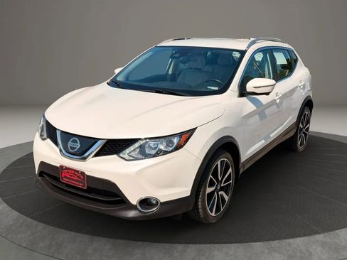 Used 2019 Nissan Rogue Sport SL AWD/4WD image 1