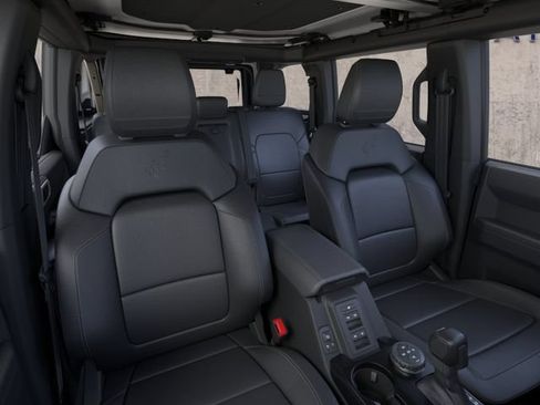 New 2026 Ford Bronco Badlands AWD/4WD image 12