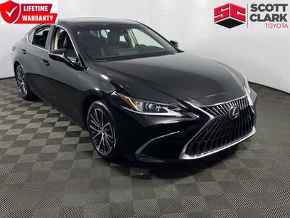 Used 2025 Lexus ES 350 w/ Premium Package