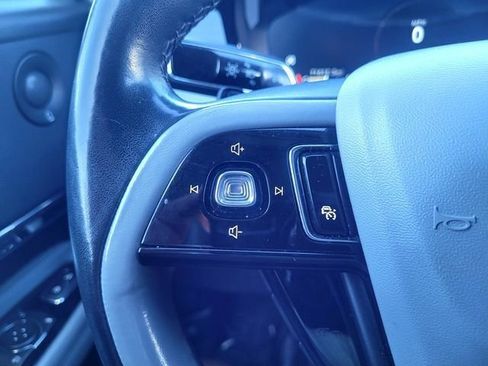 Used 2020 Lincoln Corsair Reserve w/ Equipment Group 202A image 27