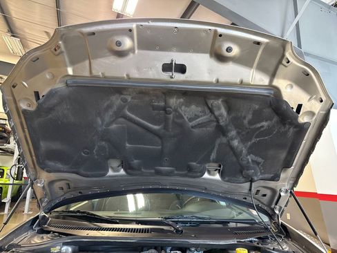 Used 1998 Chrysler Concorde LX image 79