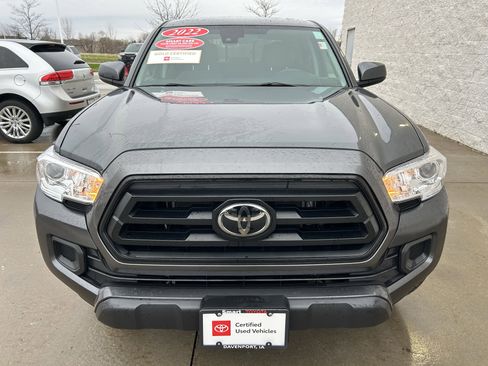 Used 2022 Toyota Tacoma SR AWD/4WD image 2