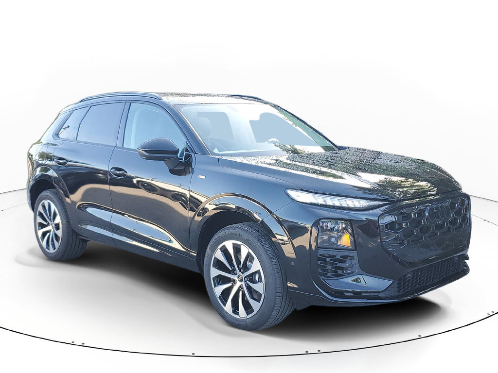 New 2026 Audi Q3 quattro 2.0T AWD/4WD image 1