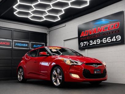 Used 2013 Hyundai Veloster w/ Tech Pkg