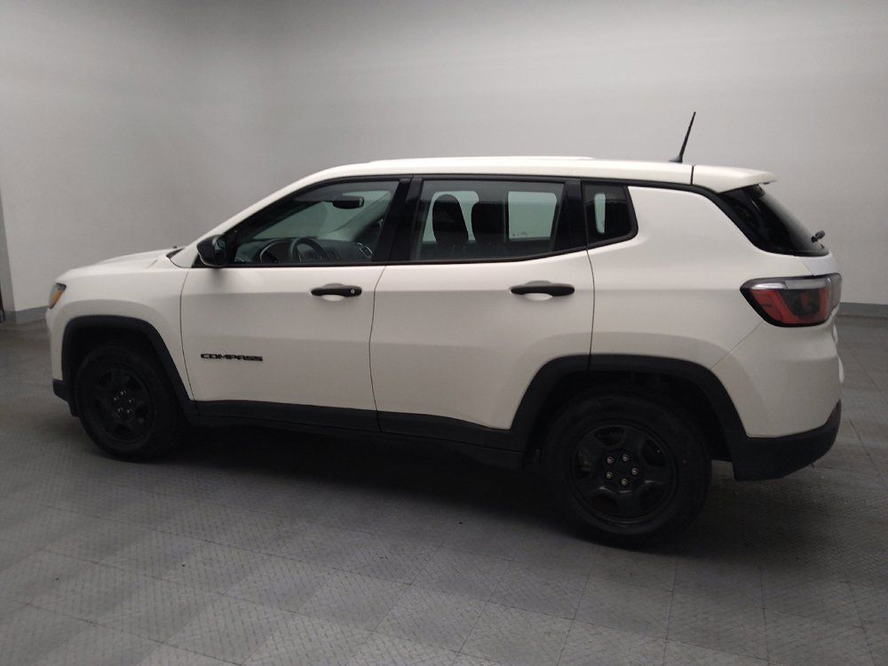 Used 2018 Jeep Compass Sport FWD image 3