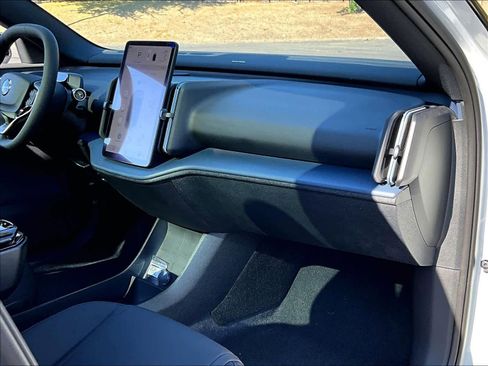 New 2026 Volvo EX30 Plus w/ Protection Package Premier image 28