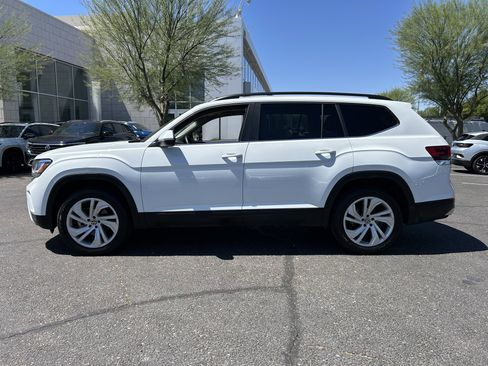 Used 2023 Volkswagen Atlas SE FWD image 2